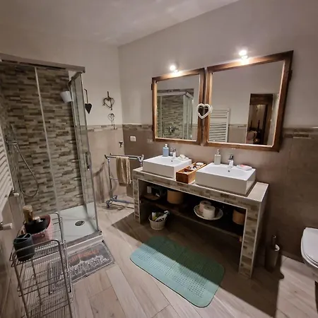 La Nuta * Faggeto Lario